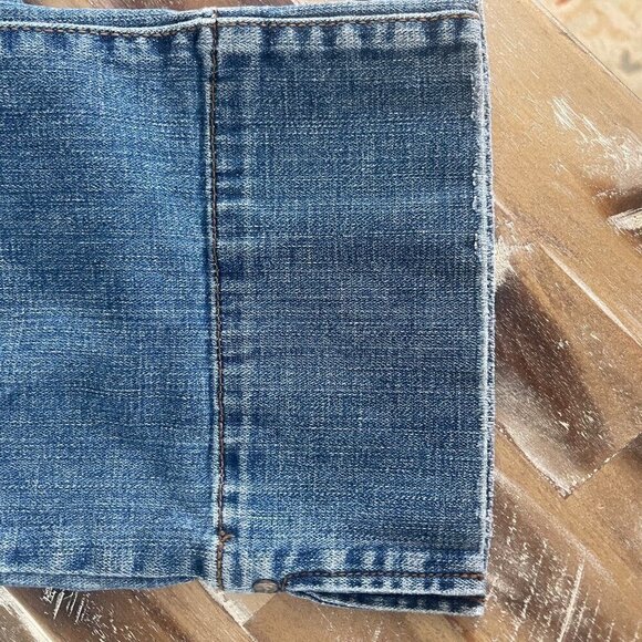 Levi's 515 Capri Womens Size 10 Medium Wash High Rise Denim Casual Distressed - Picture 5 of 7
